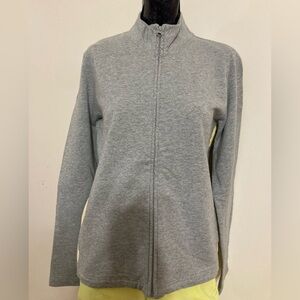 Gray Zip-Up Jacket
Item# TSswsh8